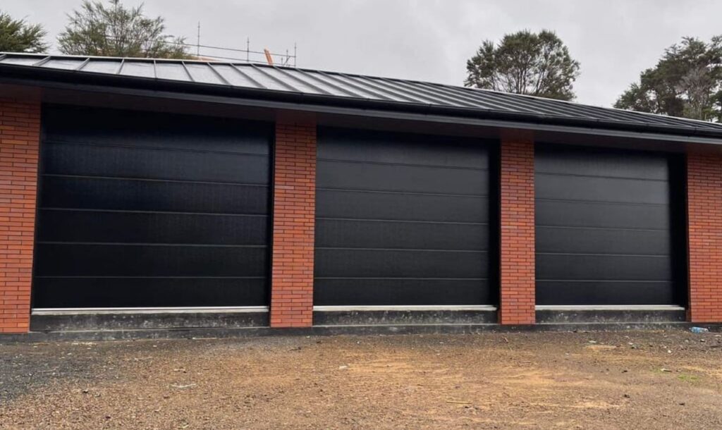 sectional garage doors